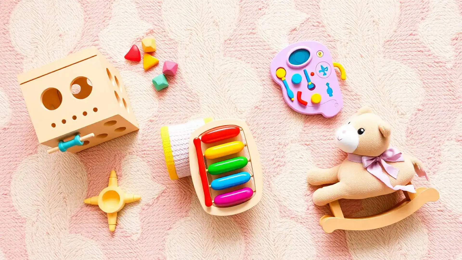 10 Idées de Cadeau 1 an Filleule Qui Vont Booster Son Éveil !